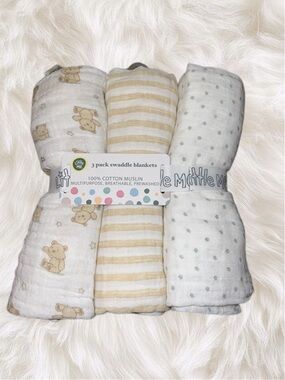 Little Me Unisex 3 Pack Muslin Swaddle Blankets 36"x 40” Bears ,Stars ,Stripes
